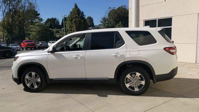 new 2025 Honda Pilot car, priced at $46,885