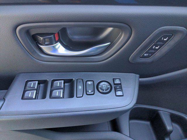 new 2025 Honda Pilot car, priced at $51,830