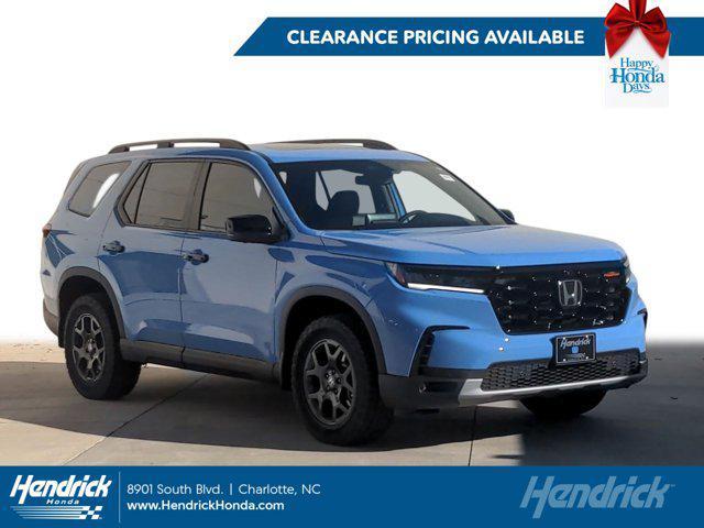 new 2025 Honda Pilot car, priced at $51,830