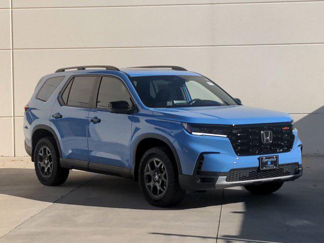 new 2025 Honda Pilot car, priced at $51,830