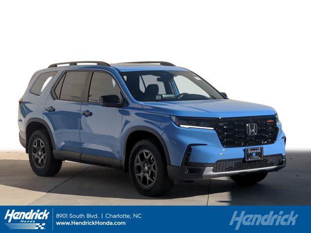 new 2025 Honda Pilot car, priced at $51,830