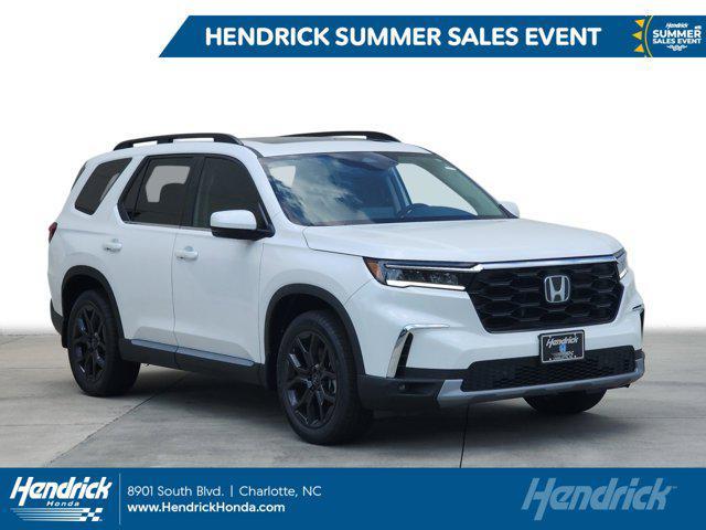 new 2025 Honda Pilot car, priced at $51,305