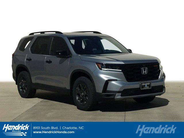 new 2025 Honda Pilot car, priced at $50,795