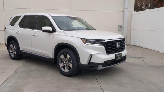 new 2025 Honda Pilot car, priced at $49,650