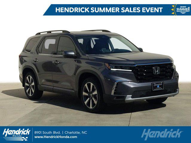 new 2025 Honda Pilot car, priced at $48,950