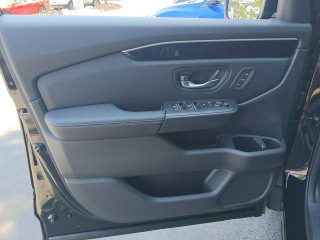 new 2025 Honda Pilot car, priced at $48,530