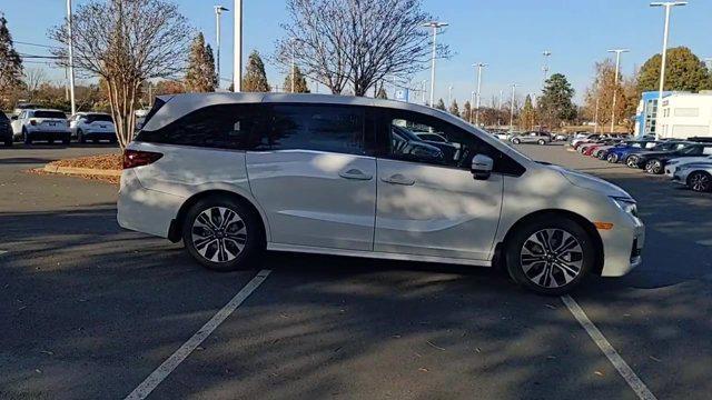 new 2025 Honda Odyssey car, priced at $52,730