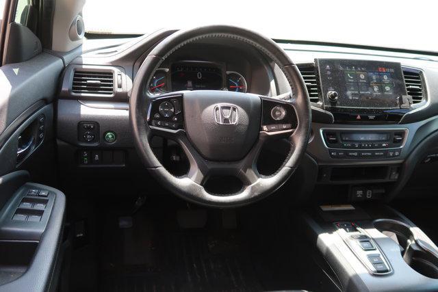 used 2022 Honda Pilot car, priced at $32,495