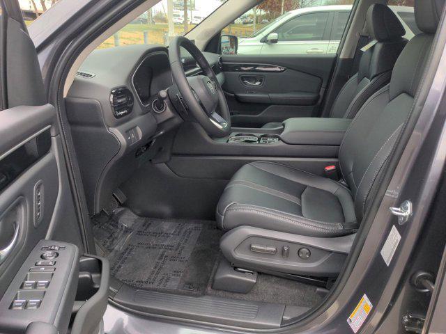 new 2025 Honda Pilot car, priced at $49,250
