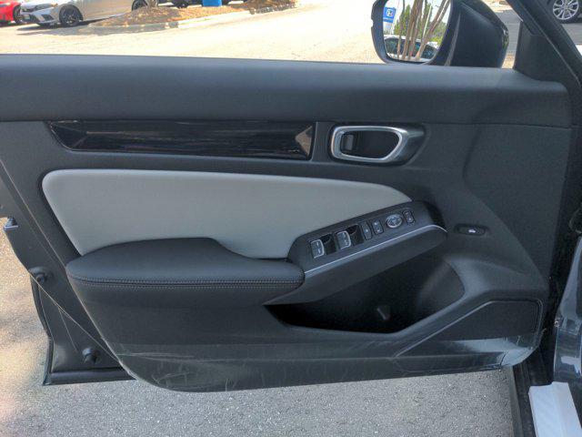 new 2025 Honda Civic Hybrid car, priced at $33,100