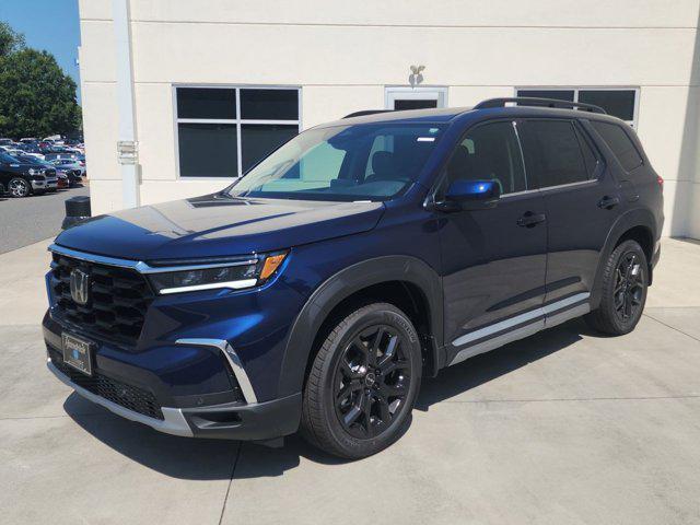 new 2025 Honda Pilot car, priced at $51,700