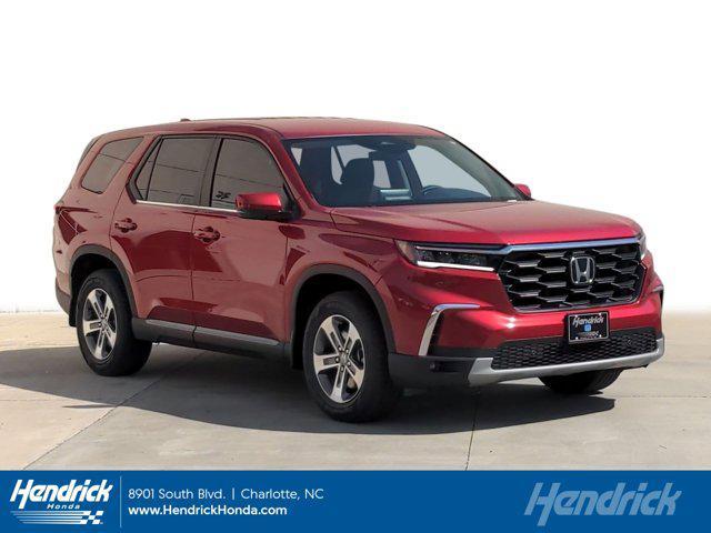 new 2025 Honda Pilot car, priced at $45,350