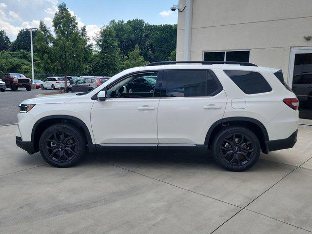 new 2025 Honda Pilot car, priced at $51,605