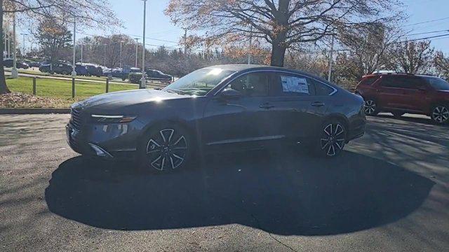 new 2025 Honda Accord Hybrid car, priced at $40,450