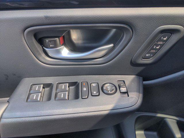 new 2025 Honda Pilot car, priced at $52,280