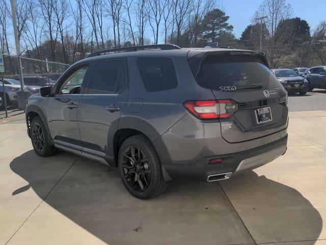 new 2025 Honda Pilot car, priced at $52,995