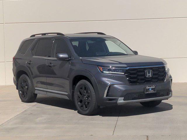 new 2025 Honda Pilot car, priced at $52,995