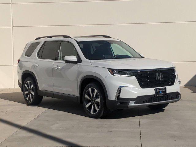 new 2025 Honda Pilot car, priced at $54,985