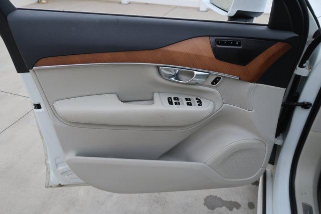 used 2022 Volvo XC90 Recharge Plug-In Hybrid car, priced at $41,995