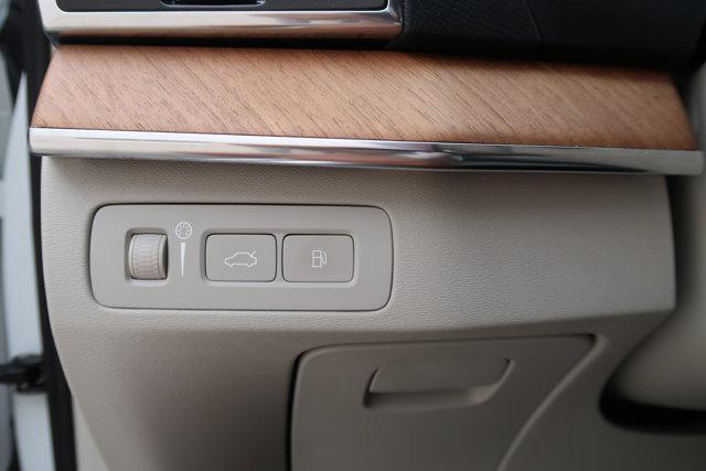 used 2022 Volvo XC90 Recharge Plug-In Hybrid car, priced at $41,995