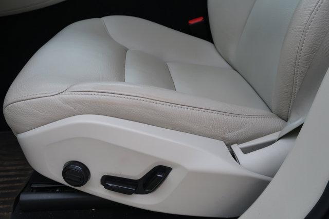 used 2022 Volvo XC90 Recharge Plug-In Hybrid car, priced at $41,995