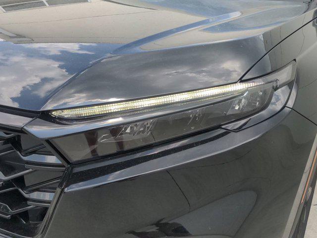 new 2026 Honda CR-V Hybrid car, priced at $40,175