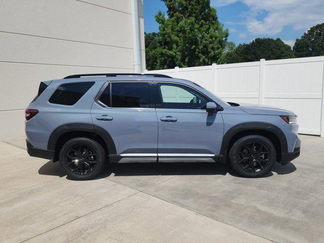 new 2025 Honda Pilot car, priced at $54,300