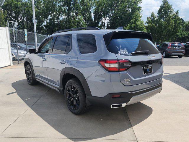 new 2025 Honda Pilot car, priced at $54,300