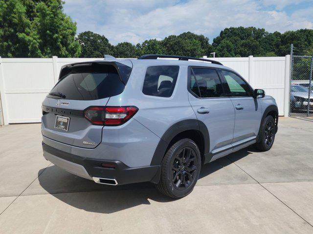 new 2025 Honda Pilot car, priced at $54,300