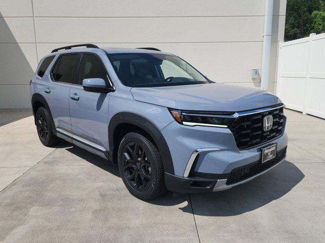 new 2025 Honda Pilot car, priced at $54,300