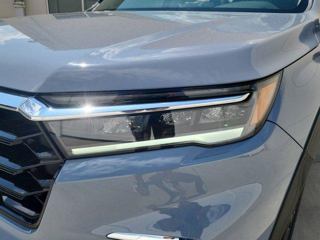 new 2025 Honda Pilot car, priced at $54,300