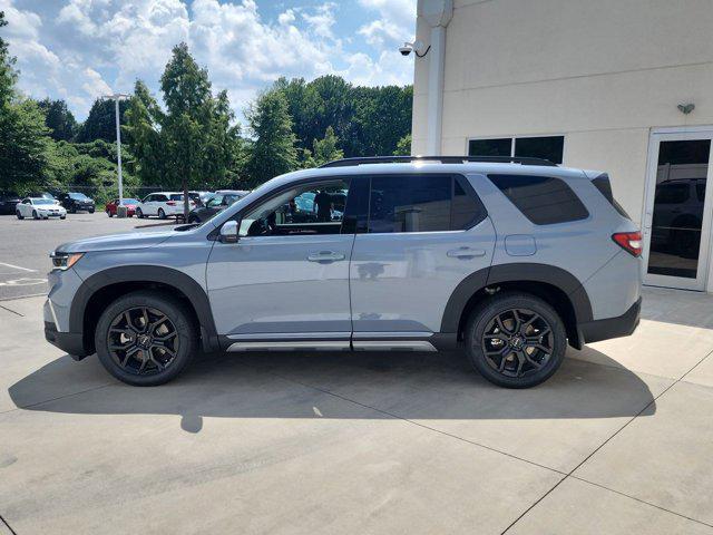 new 2025 Honda Pilot car, priced at $54,300