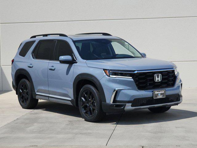 new 2025 Honda Pilot car, priced at $54,300
