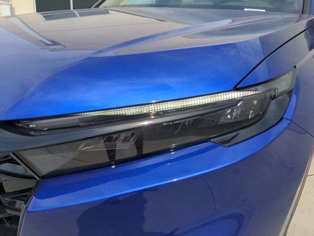 new 2025 Honda CR-V Hybrid car, priced at $38,000
