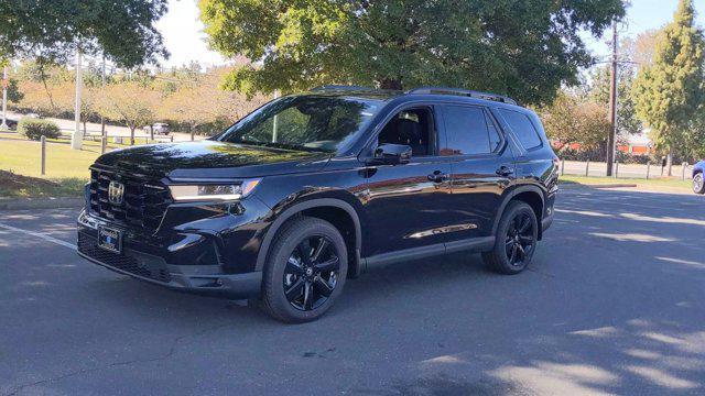 new 2025 Honda Pilot car, priced at $55,975