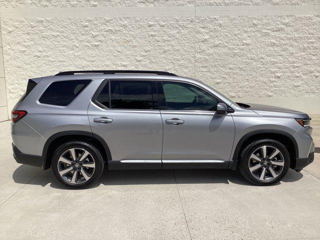 new 2025 Honda Pilot car, priced at $48,950