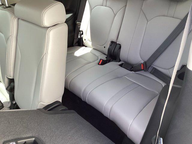 new 2025 Honda Pilot car, priced at $48,950