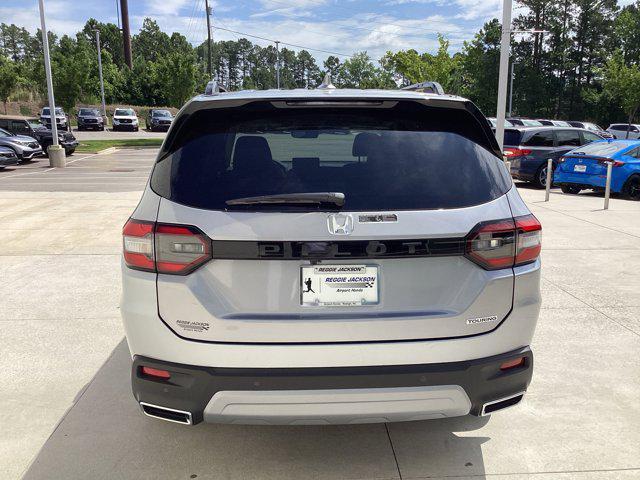 new 2025 Honda Pilot car, priced at $48,950