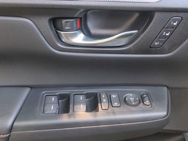 new 2026 Honda CR-V Hybrid car, priced at $41,675