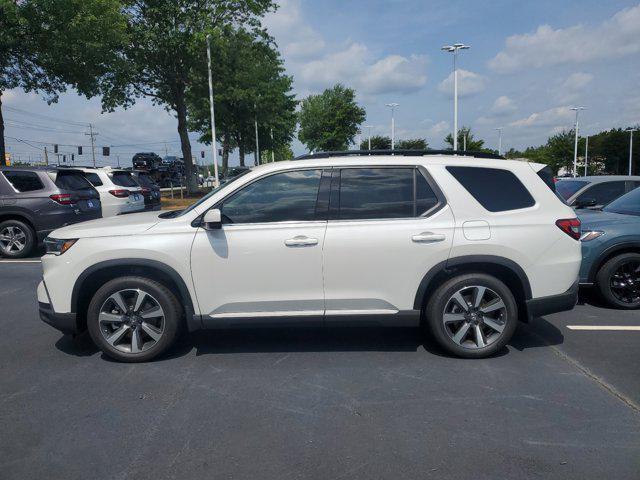 new 2025 Honda Pilot car, priced at $49,050