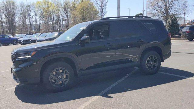 new 2025 Honda Pilot car, priced at $51,375