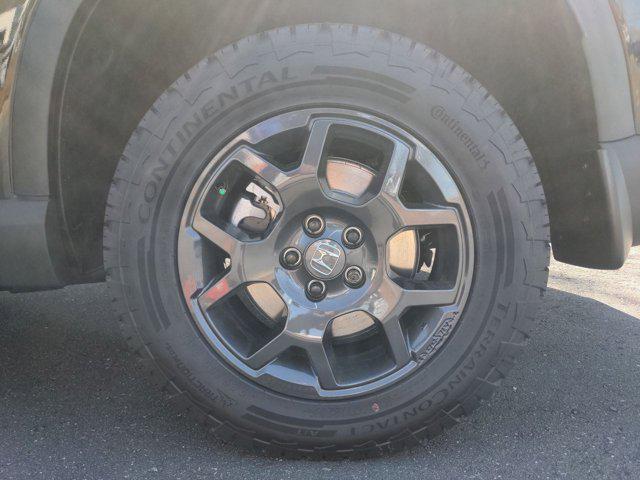 new 2025 Honda Pilot car, priced at $51,375