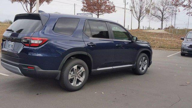 new 2025 Honda Pilot car, priced at $49,250