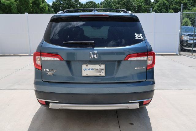 used 2022 Honda Pilot car, priced at $35,995
