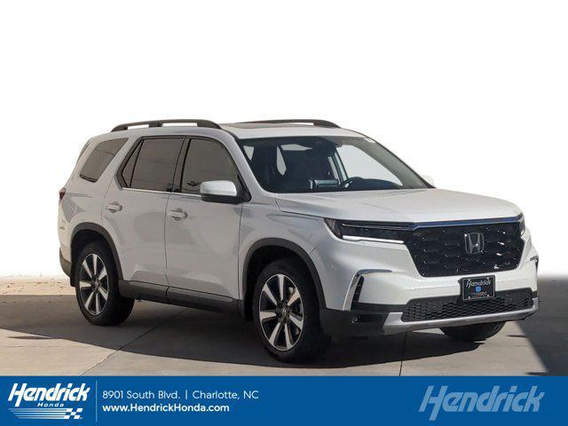 new 2025 Honda Pilot car, priced at $50,080