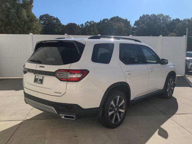 new 2025 Honda Pilot car, priced at $50,080