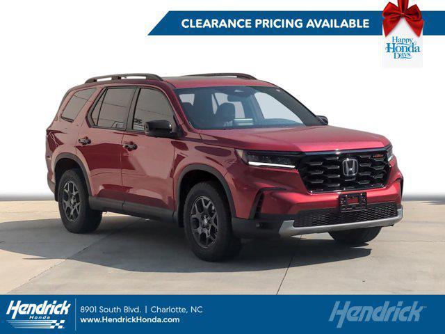 new 2025 Honda Pilot car, priced at $51,350