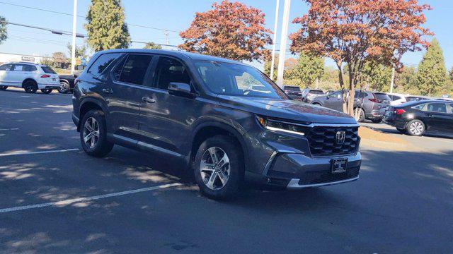 new 2025 Honda Pilot car, priced at $47,095