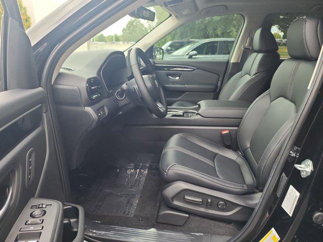new 2025 Honda Pilot car, priced at $50,895