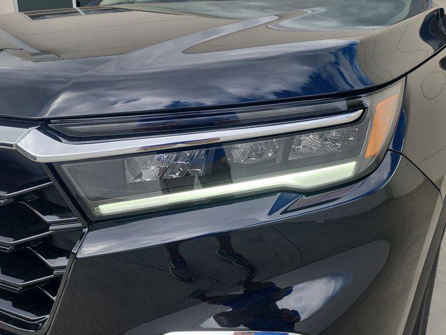 new 2025 Honda Pilot car, priced at $50,895